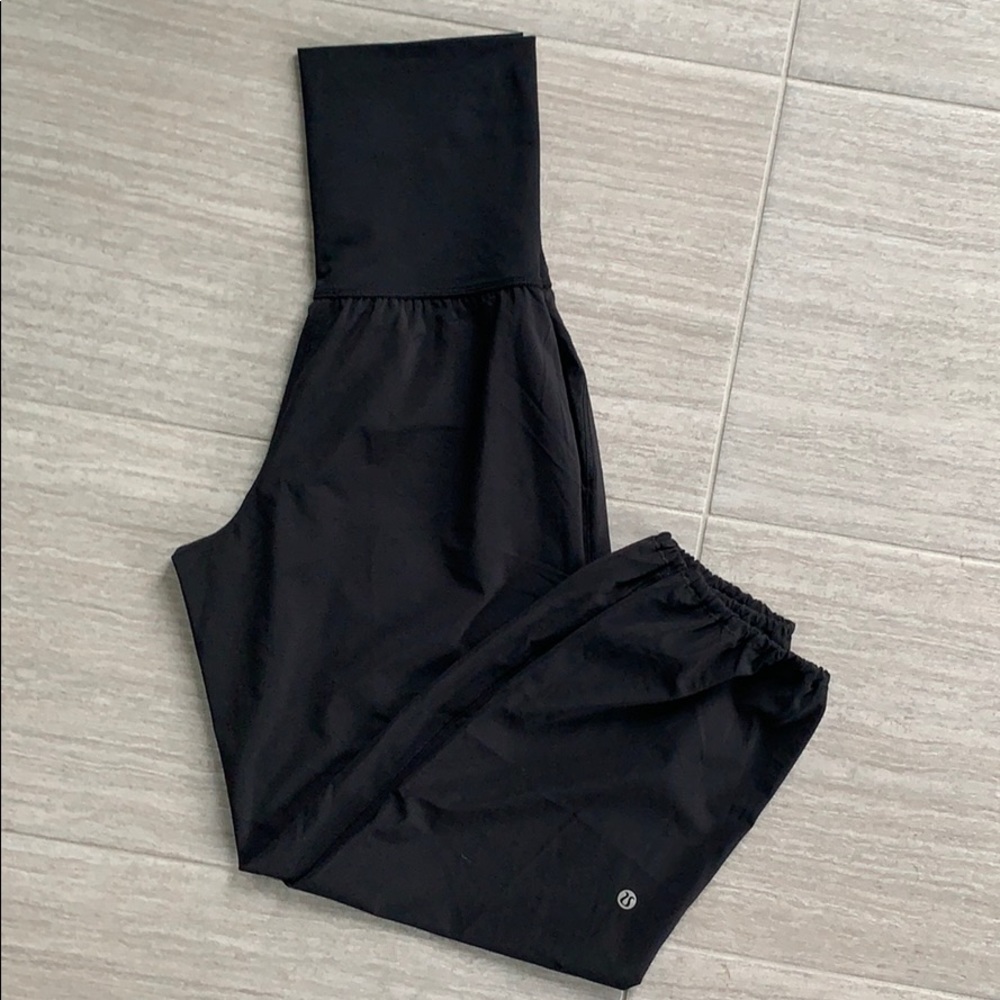 Lululemon joggers